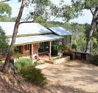 Trestrail Cottage - Hervey Bay Accommodation