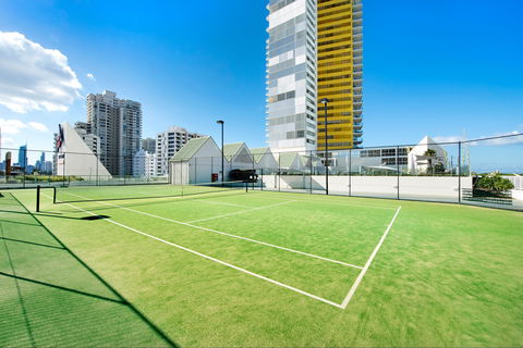 ULTIQA Air On Broadbeach - Hervey Bay Accommodation 6