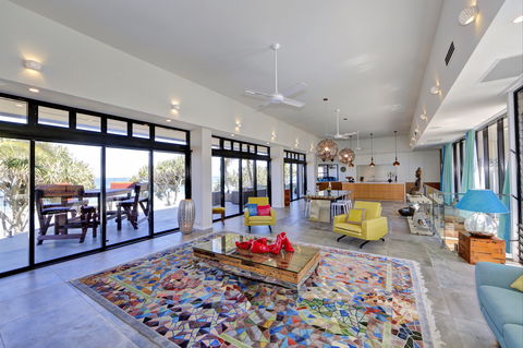 ZEN Beach Retreat - Hervey Bay Accommodation 7