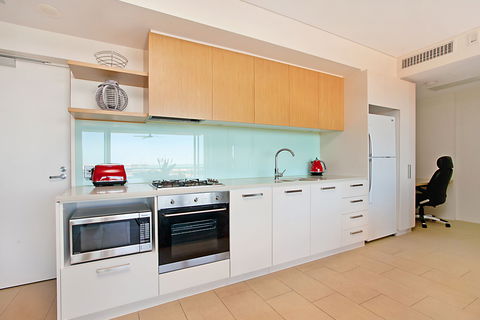 A Marina Vista - Hervey Bay Accommodation 2
