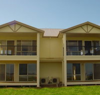 Arabesque Villa 2 - Hervey Bay Accommodation