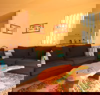 Berrara Lagoon Front Chalet - Hervey Bay Accommodation