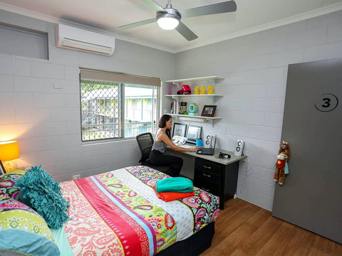 Cairns Student Lodge - Hervey Bay Accommodation 0