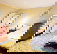 Chrismont Guest House - Hervey Bay Accommodation