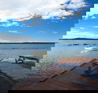 Eumarella Shores Noosa Lake Retreat - Hervey Bay Accommodation