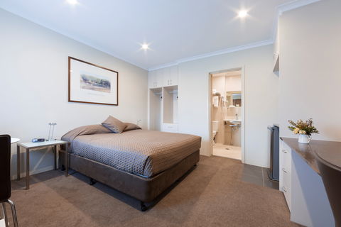 Forrest Hotel And Apartments - Hervey Bay Accommodation 2