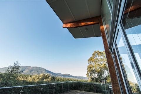 Macedon Ranges Hotel & Spa - Hervey Bay Accommodation 2