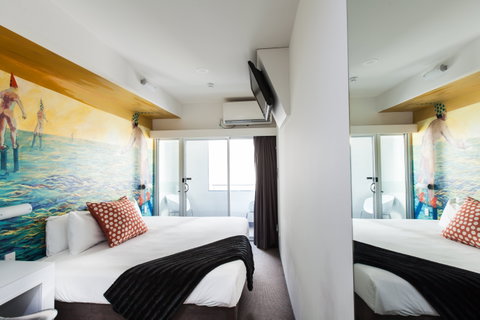 Majestic Minima Hotel - Hervey Bay Accommodation 2