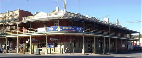 Murrumbidgee Hotel - Hervey Bay Accommodation 0