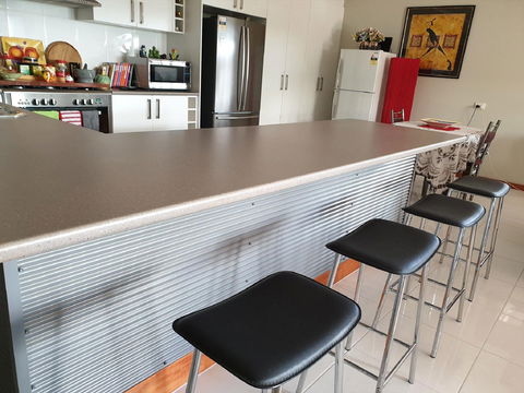 New West Retreat - Hervey Bay Accommodation 1