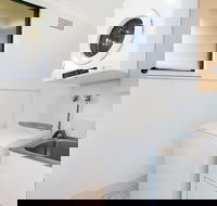 Newcastle Short Stay Apartments - Flagstaff Apartment - Hervey Bay Accommodation