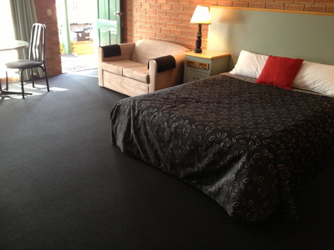 Paradise Palms Motel Mulwala - Hervey Bay Accommodation 1