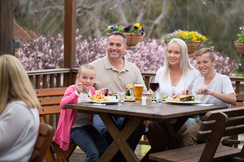 Peel Inn Nundle - Hervey Bay Accommodation 2