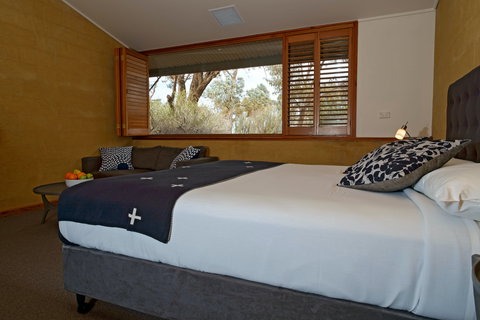Prairie Hotel - Hervey Bay Accommodation 2