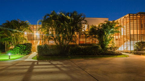 Sandcastles 1770 Motel And Resort - Tourism Hervey Bay 2