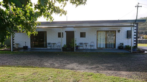 Smugglers Rest - Hervey Bay Accommodation 2