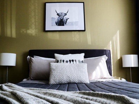 The Windsor Castle Hotel - Hervey Bay Accommodation 1