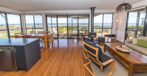 20 Lady Bay Road - Tourism Hervey Bay 2