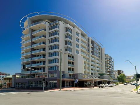 Adina Apartment Hotel Wollongong - Tourism Hervey Bay 0
