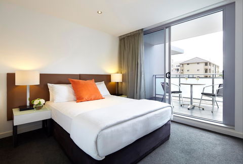 Adina Apartment Hotel Wollongong - Tourism Hervey Bay 2