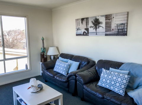 Alton Seas - Tourism Hervey Bay 0