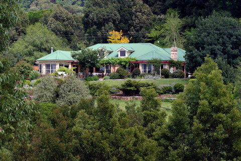 Barefoot Springs B And B - Hervey Bay Accommodation 1