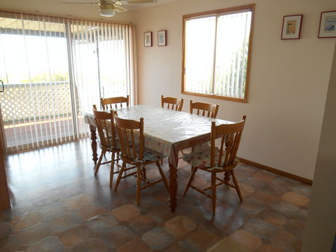 Bayview Retreat - Hervey Bay Accommodation 2