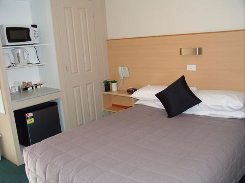 Ben Chifley Motor Inn - Hervey Bay Accommodation 2