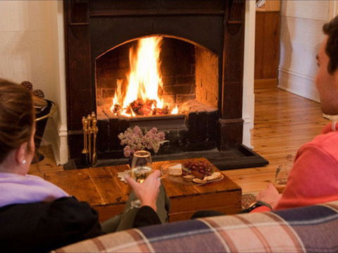 Brown's House Bed & Breakfast - Hervey Bay Accommodation 0