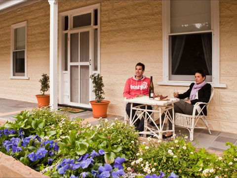 Brown's House Bed & Breakfast - Hervey Bay Accommodation 1
