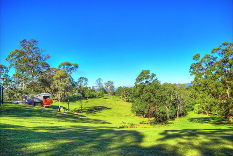 Cabins@theView - Hervey Bay Accommodation 0