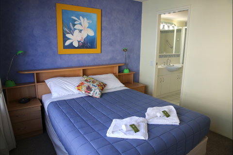 Cheltenham Apartments - Hervey Bay Accommodation 1