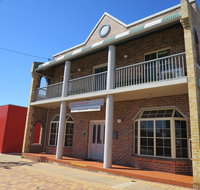 Downtown Apartment on Chandos