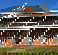 Eddy's of Canowindra - Hervey Bay Accommodation
