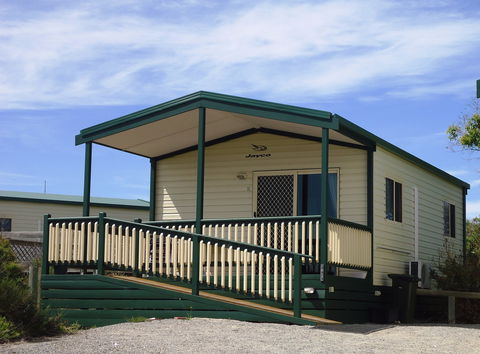 Elliston Waterloo Bay Tourist Park - Hervey Bay Accommodation 1