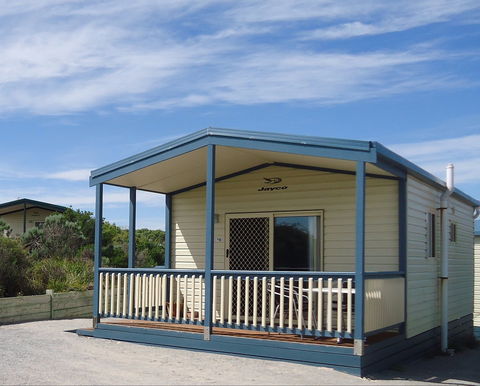 Elliston Waterloo Bay Tourist Park - Hervey Bay Accommodation 2