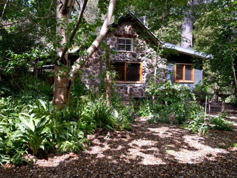 Garden Cottage Stanley - Hervey Bay Accommodation 1
