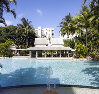 Novotel Cairns Oasis Resort - Hervey Bay Accommodation