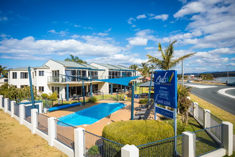 Sails Luxury Apartments - Hervey Bay Accommodation 0