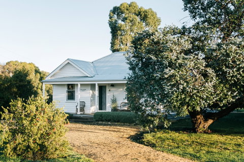 Salt Creek Cottage - Hervey Bay Accommodation 0