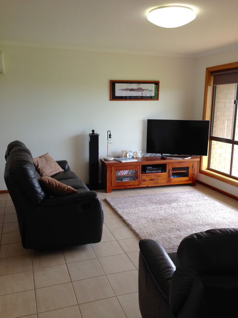 Springs Beach House - Hervey Bay Accommodation 0