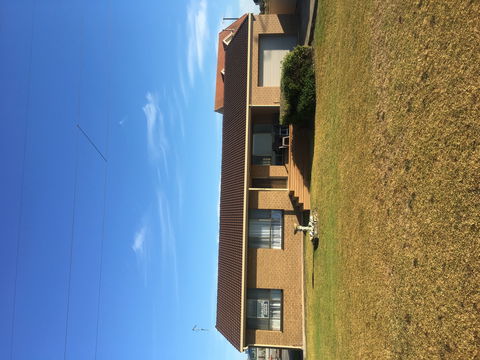 Springs Beach House - Hervey Bay Accommodation 2