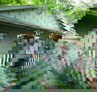 Strawberry Patch Cottage - Hervey Bay Accommodation