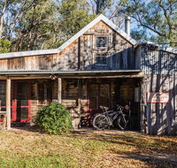 The Boiling Billy Barn - Hervey Bay Accommodation