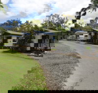 Tropicana Caravan Park Sarina - Tourism Hervey Bay