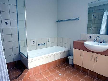 Albany Bayside Ocean Villas - Hervey Bay Accommodation 1