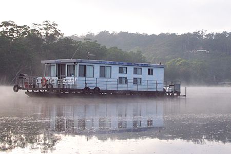 Clyde River Houseboats - Hervey Bay Accommodation 1
