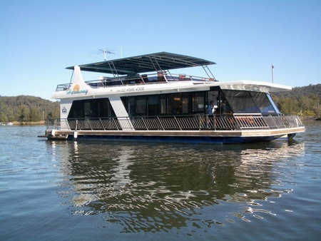 Able Hawkesbury River Houseboats - Tourism Hervey Bay 0