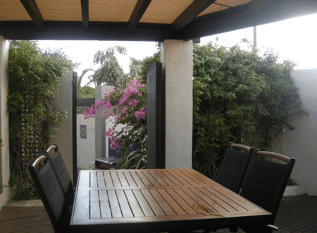 Dunes Scarborough Beach - Hervey Bay Accommodation 2