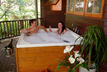 Yallingup Lodge Spa Retreat - Hervey Bay Accommodation 0